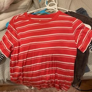 American Eagle Semi Cropped tee